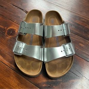 Birkenstock Arizona Metallic Silver soft footbed size 37